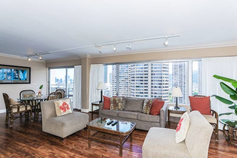 Ilikai Tower 1925 waikiki rental