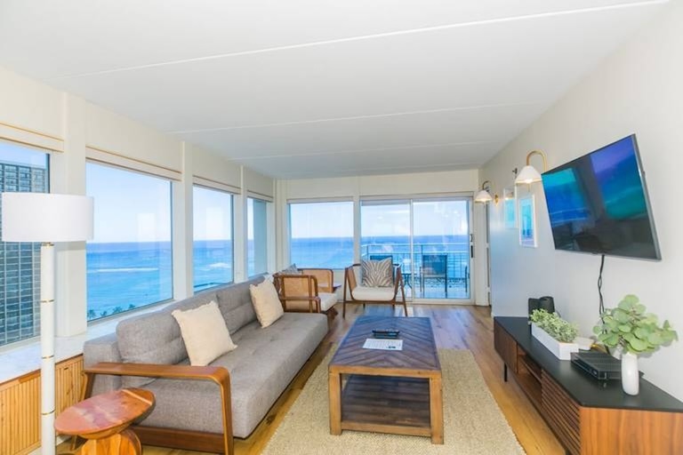 Ilikai Tower 1844 - Waikiki Vacation Rental